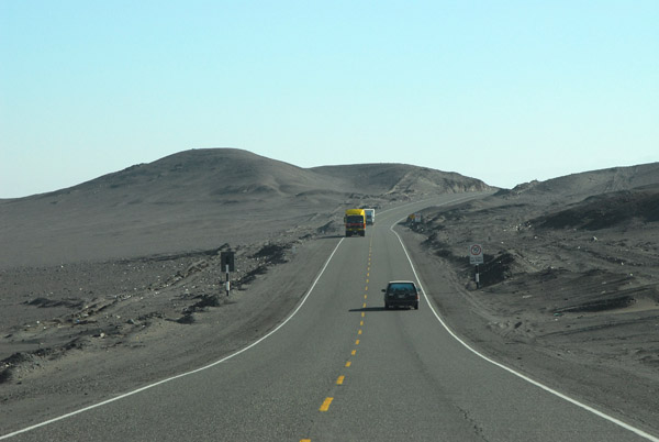 Panamerican Highway nearing Nazca