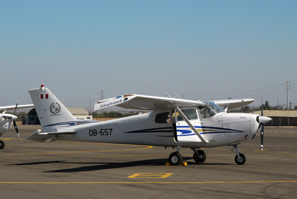 The plane for my tour, a Cessna 172 (OB-657)