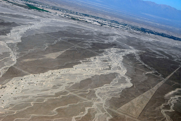 The Trapezoids, Nazca Lines