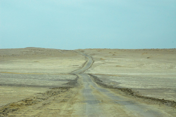 Dirt road, Reserva Nacional de Paracas