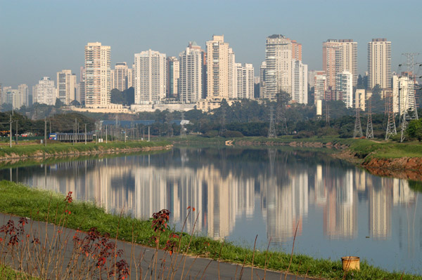 Residential towers of So Paulo reflecting in a pool