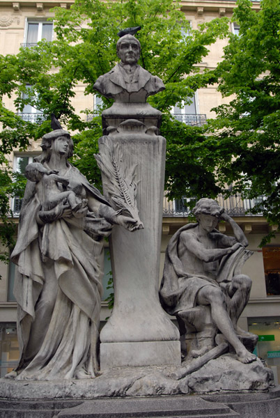 Monument to Auguste Comte, Place de la Sorbonne