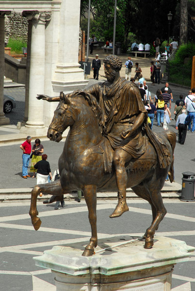 Equestrian statue of Marcus Aurelius, Piazza del Campidoglio