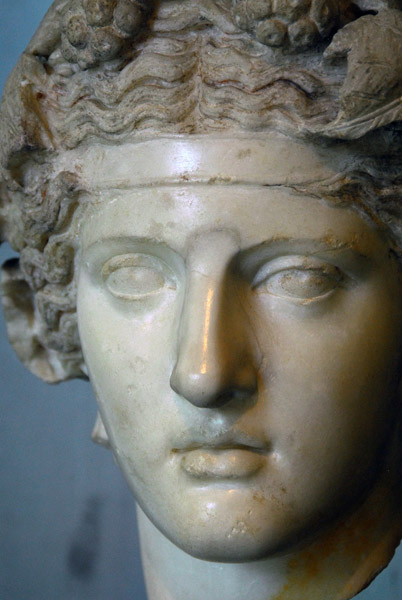 Head of Dionysus, Roman eclectic work inspired by Hellenistic models, Sale degli Horti Lamiani