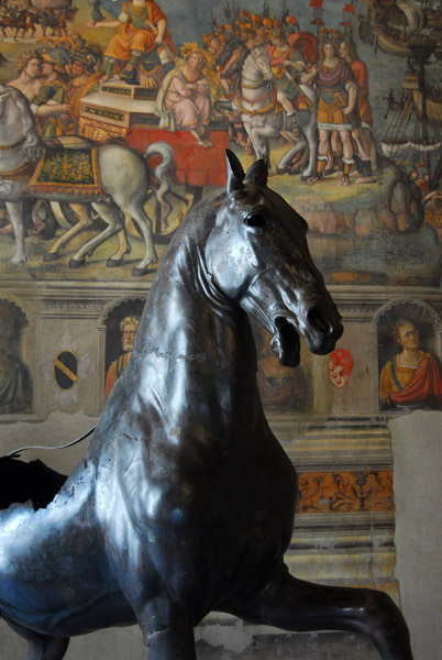 Ancient bronze horse in the Hall of Hannibal, Palazzo dei Conservatori