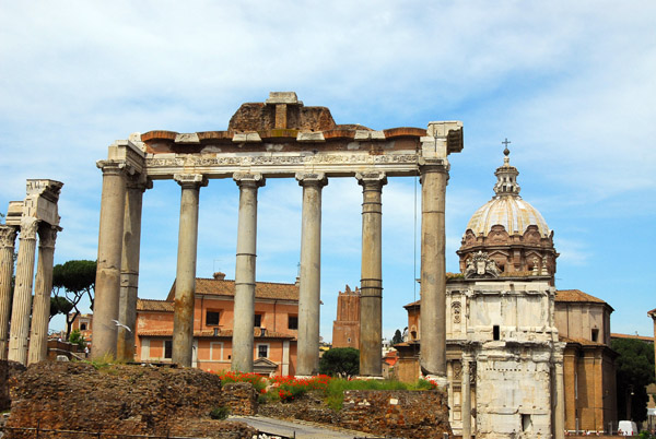 Temple of Saturn, the oldest surviving structure on the Roman Forum (501-498 BC)