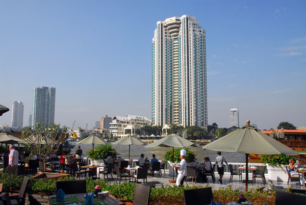 The Peninsula Hotel, Bangkok, from the terrace of the Oriental Hotel