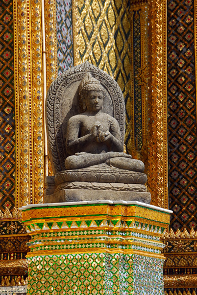 Seated Buddha, upper terrace