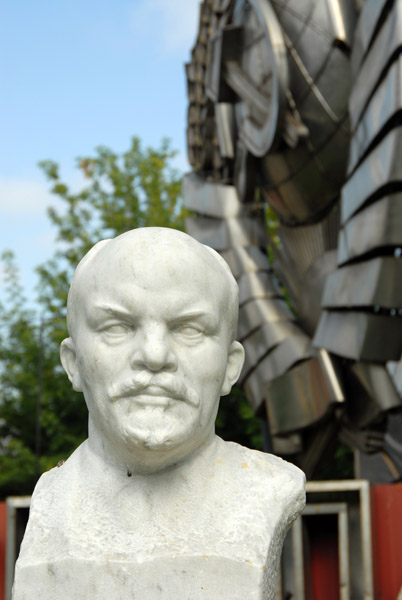 Lenin - Fallen Monument Park, Moscow