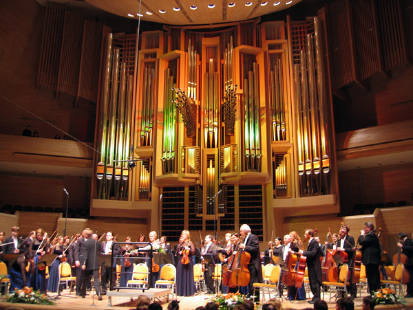 Moscow is a great place for culture, symphony at Dom Musica