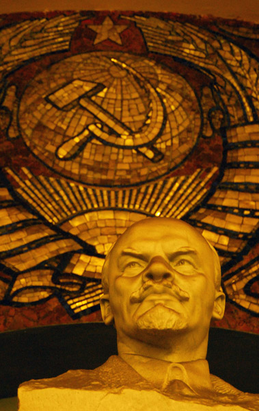 Lenin in the Moscow Metro