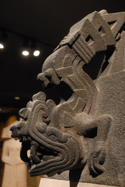 Fire serpent Xiuhcoatl, Aztec 1300-1521