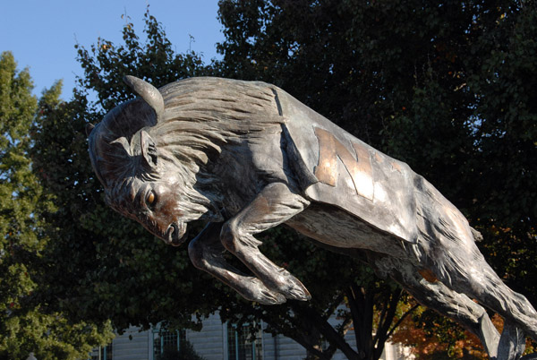 Bronze statue of the Naval Academy Mascot