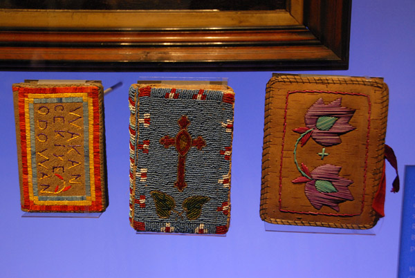 Prayer book with beaded cover, Sioux, 1900-1925