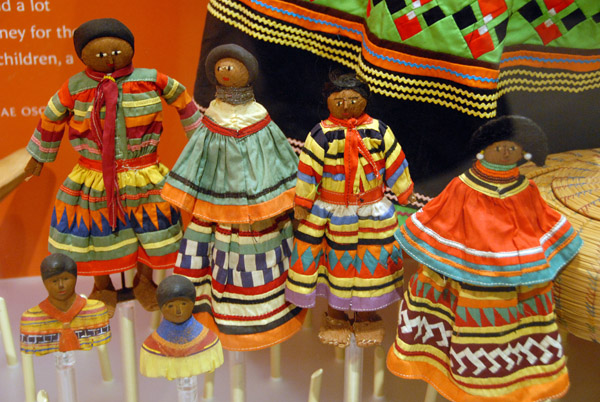 Seminole dolls, 1940-50, Florida
