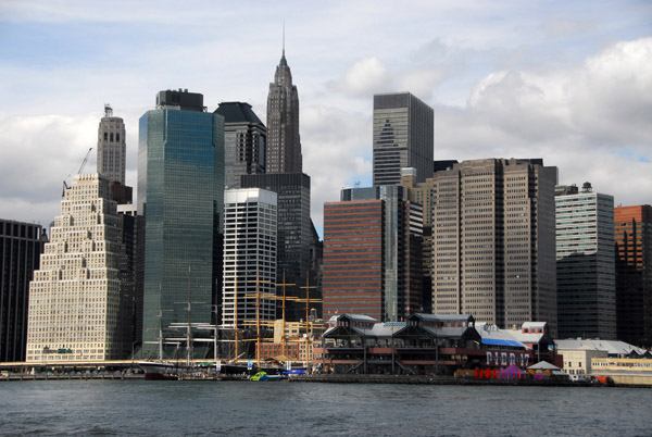 Lower Manhattan and South Street Seaport seen from Brooklyn
