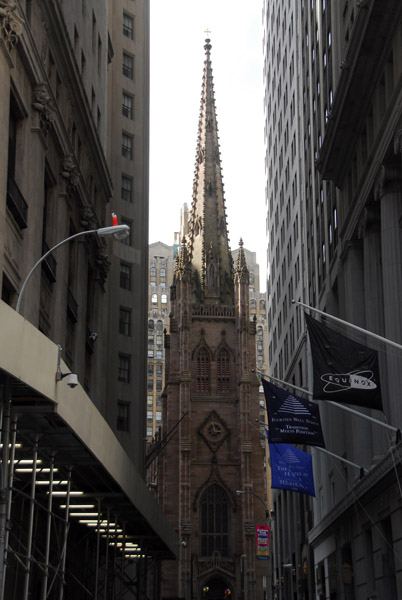 Trinity Church seen from Wall Street