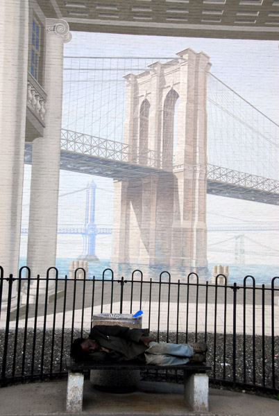 Wall Mural at 41 Peck Slip showing the Brooklyn Bridge