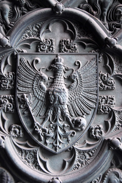 German heraldic eagle facing right, Cologne Cathedral