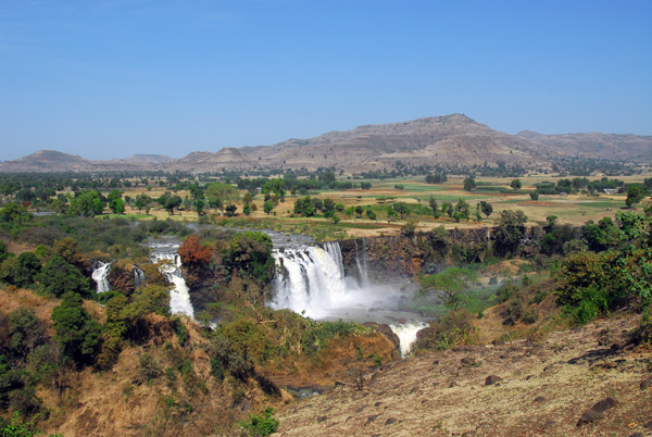 The local name is Tis Issat - Smoking Water