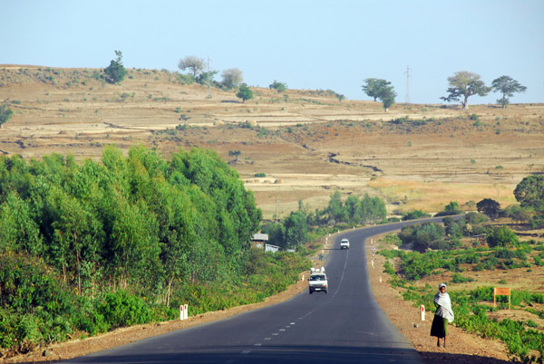 The main road north from Bahir Dar, paved and in good shape