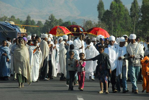 Timkat procession filling the road out of Addis Zemen