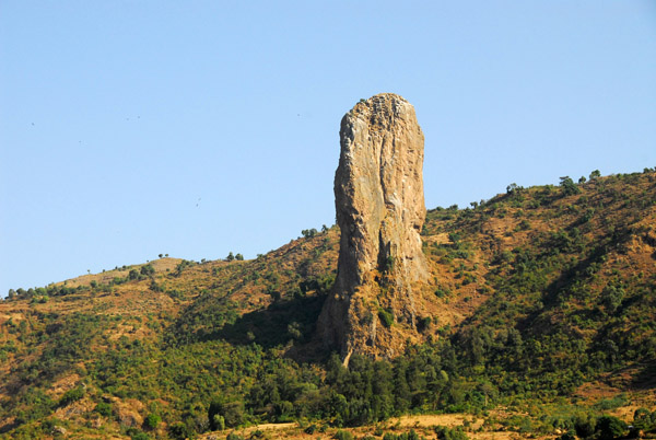 Pillar near Addis Zemen