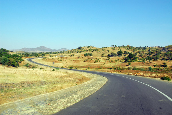 Ethiopia highway 3 approaching Guzara Castle