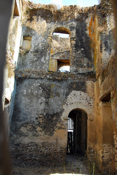 Interior, Guzara Castle