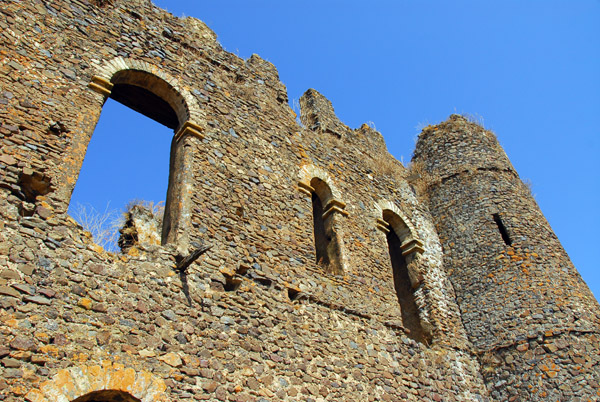 Guzara Castle