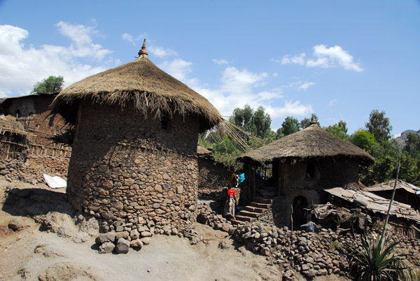 Traditional huts, Lalibela