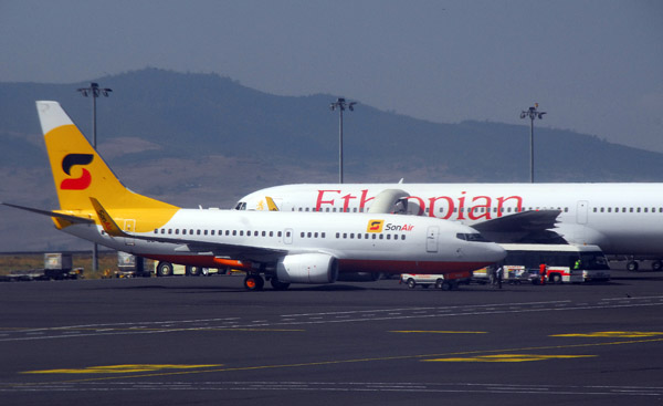 SonAir (Angola) Boeing 737-700 (D2-EVZ) at Addis Ababa