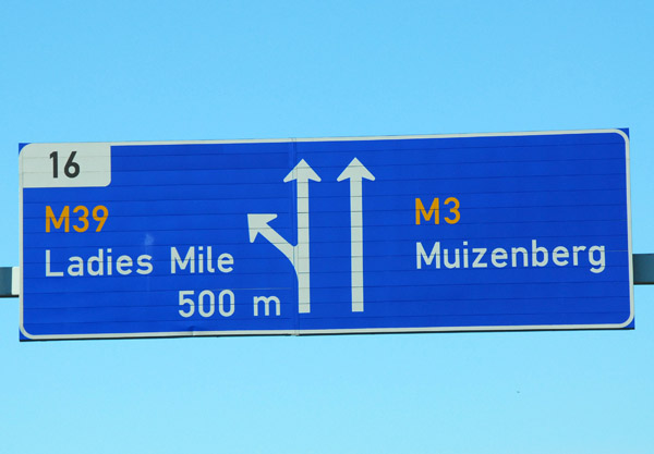 M3 from Cape Town to False Bay at Muizenberg