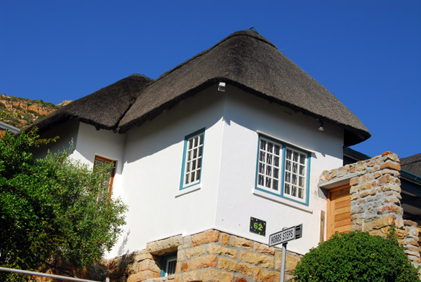 Thatched house, Hobbs Steps