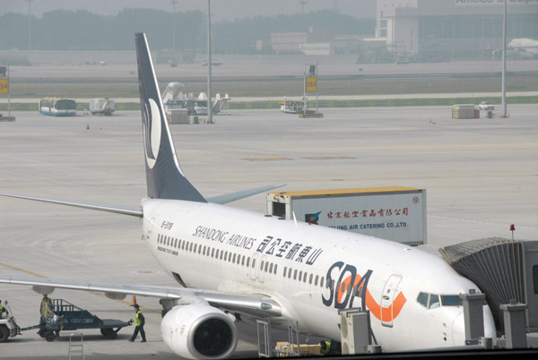 Shandong Airlines B737-800 at PEK (B-5119)
