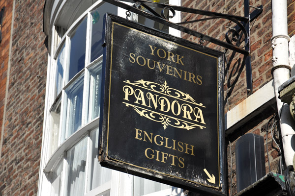 Pandora - York Souvenirs and English Gifts