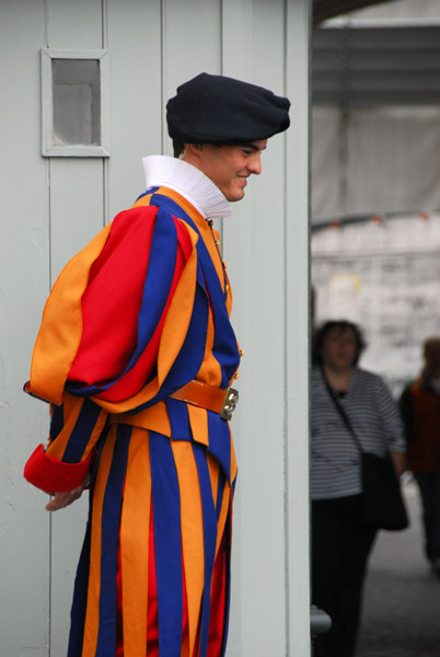 The uniform of the Swiss Guard by Michelangelo