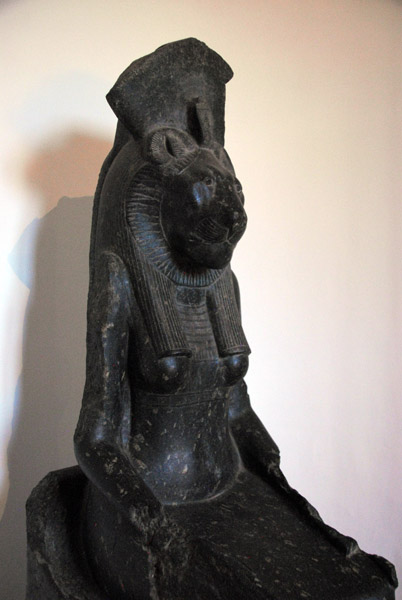Statue of the goddess Sekhmet enthroned from the Temple of Mut at Karnak, XVIII Dynasty (Amenofis III) 1390-1352 BC