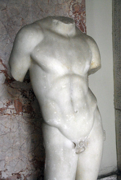 Male torso, Roman (Flavian) Pio-Clementino (inv 937)