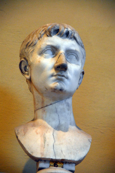 Portrait of Gaius or Lucius Caesar (20BC-4AD) (inv 1228)