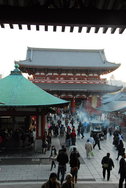 Looking from the main hall to the inner gate