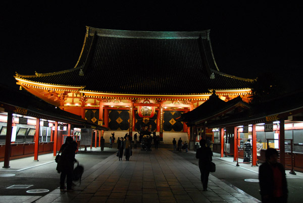 Main hall, Sensō-ji 金龍山浅草寺 Kannon Temple, Asakusa