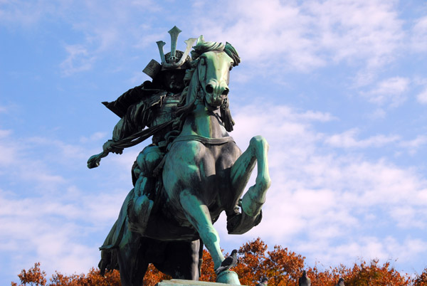 Kusunoki Masashi statue, Tokyo