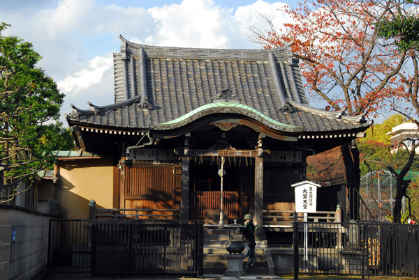 Shrine at the Benten-do Temple (Benzaiten) Ueno Park