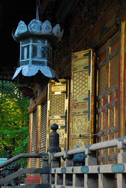 Porch, Ueno Tōshō-gū Shrine