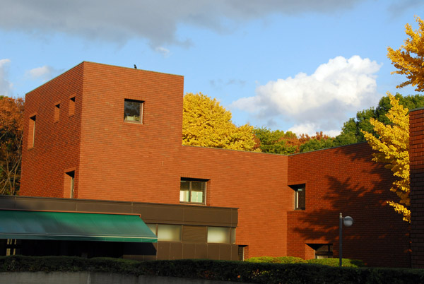 Tokyo Metropolitan Museum of Art