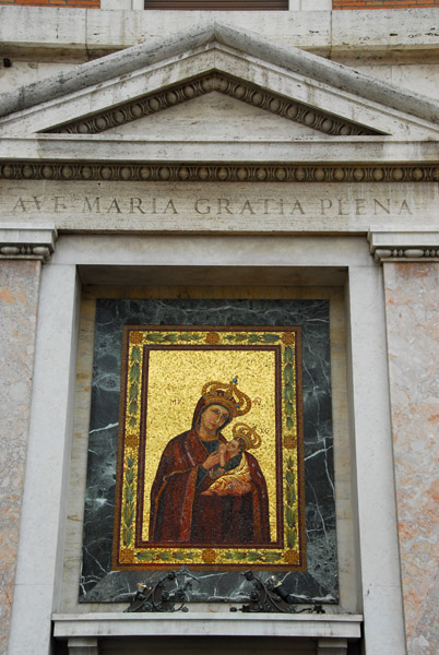 Ave Maria Gratia Plena, Via di Porta Angelica