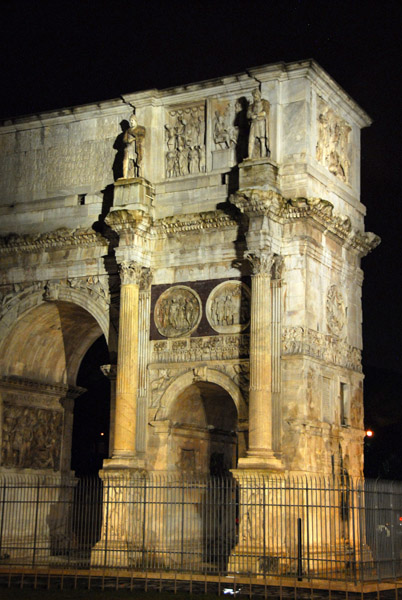 Arch of Constantine at night