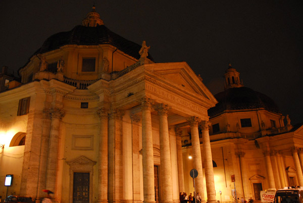 Twin churchs of Piazza del Popolo at night