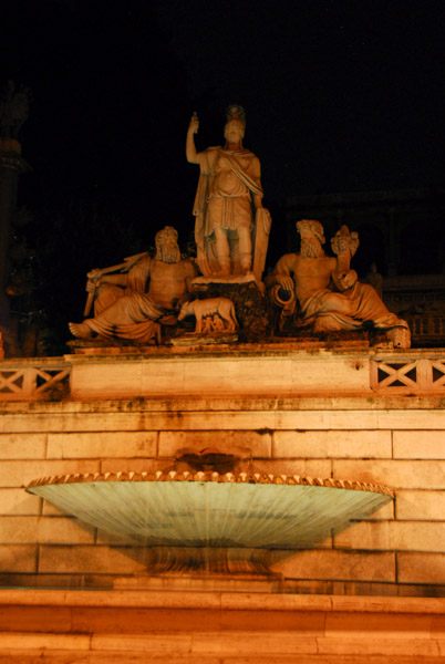 Fountain, Piazza del Popolo at night